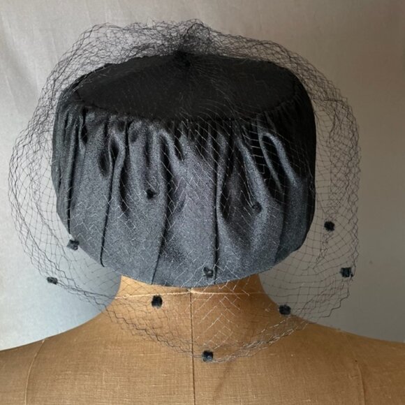 Vintage Black Pillbox Hat Flocked Veil 1950\'s Fifties Retro main image 11